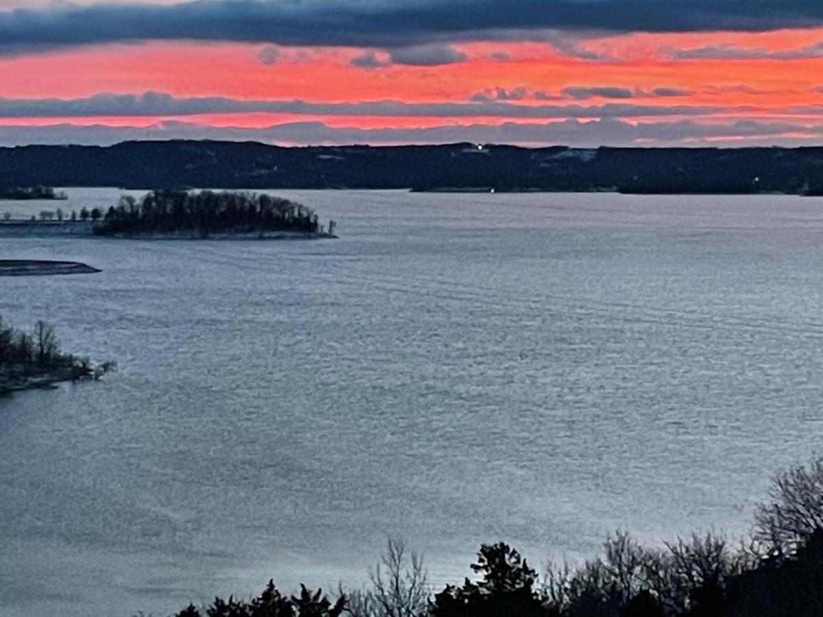 Holiday home Royal View On Table Rock Branson