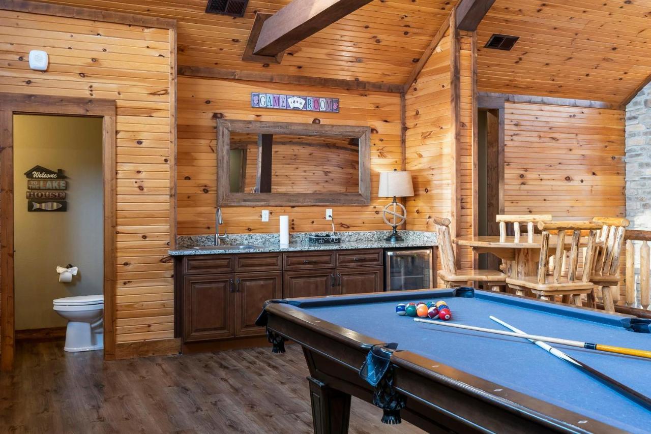 Holiday home Chateau On The Cove Branson