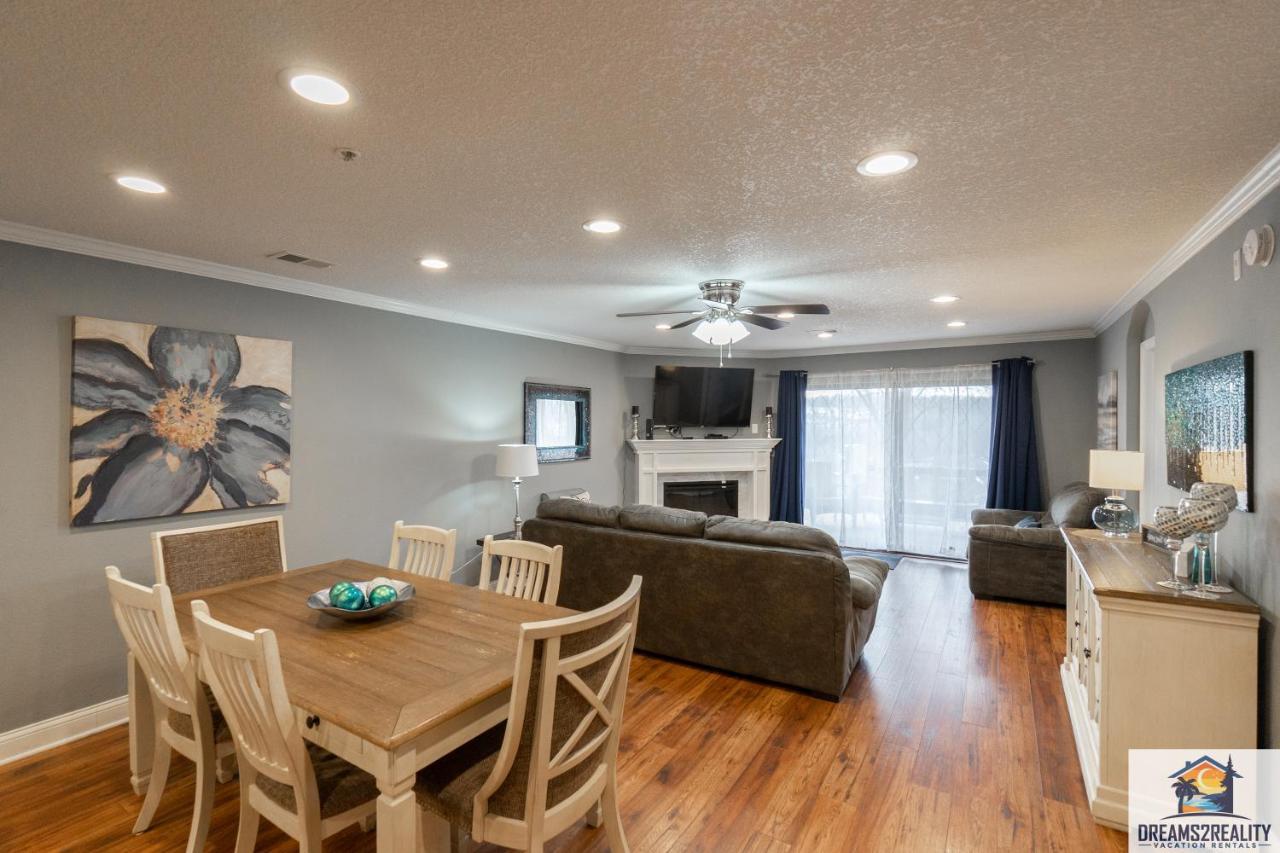 Holiday home 2br Updated - Close To The Strip - 2 Pools - Free Tickets Included - Fhe-3 *