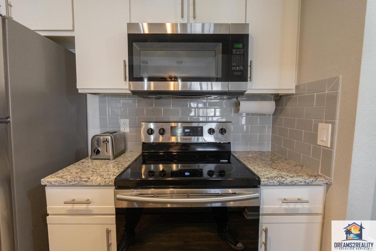 1br Walk-in At Pointe Royal - 2 Pools - Free Attractions Tickets Included -pr40-9 Holiday home