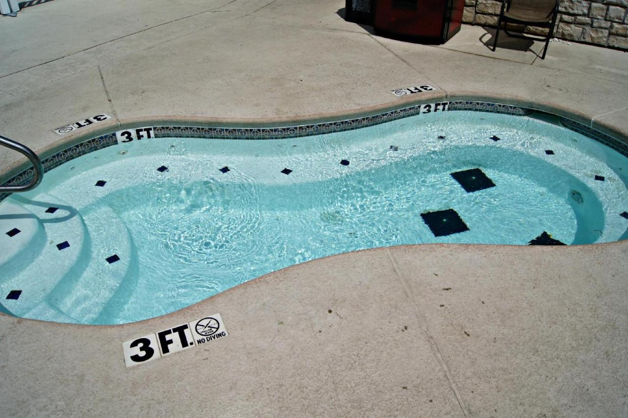 1br Walk-in At Pointe Royal - 2 Pools - Free Attractions Tickets Included -pr40-9 Holiday home Branson