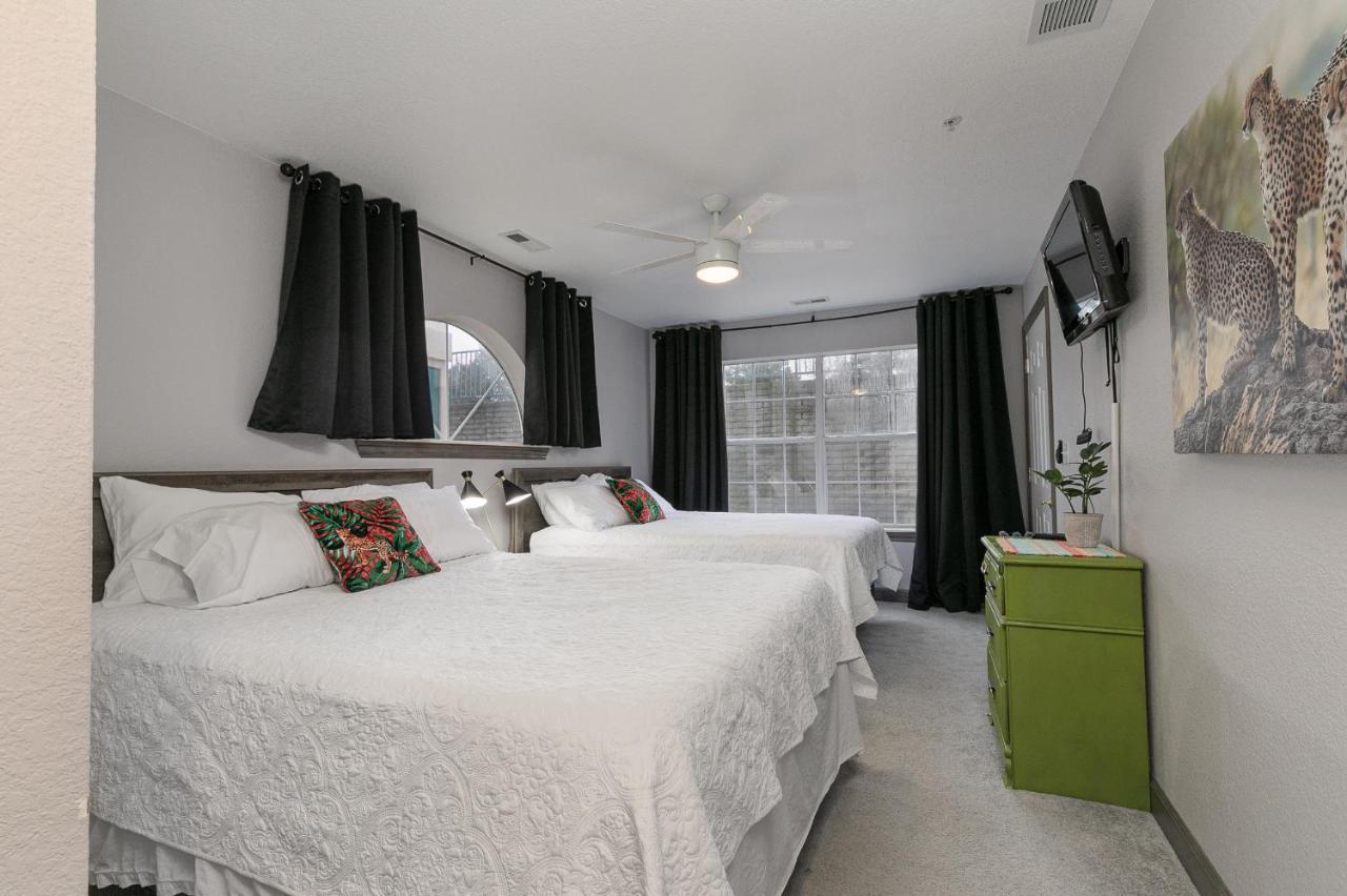 3br Updated - Family Games - Enclosed Patio - Free Tickets Included - Ch3-2 * Branson
