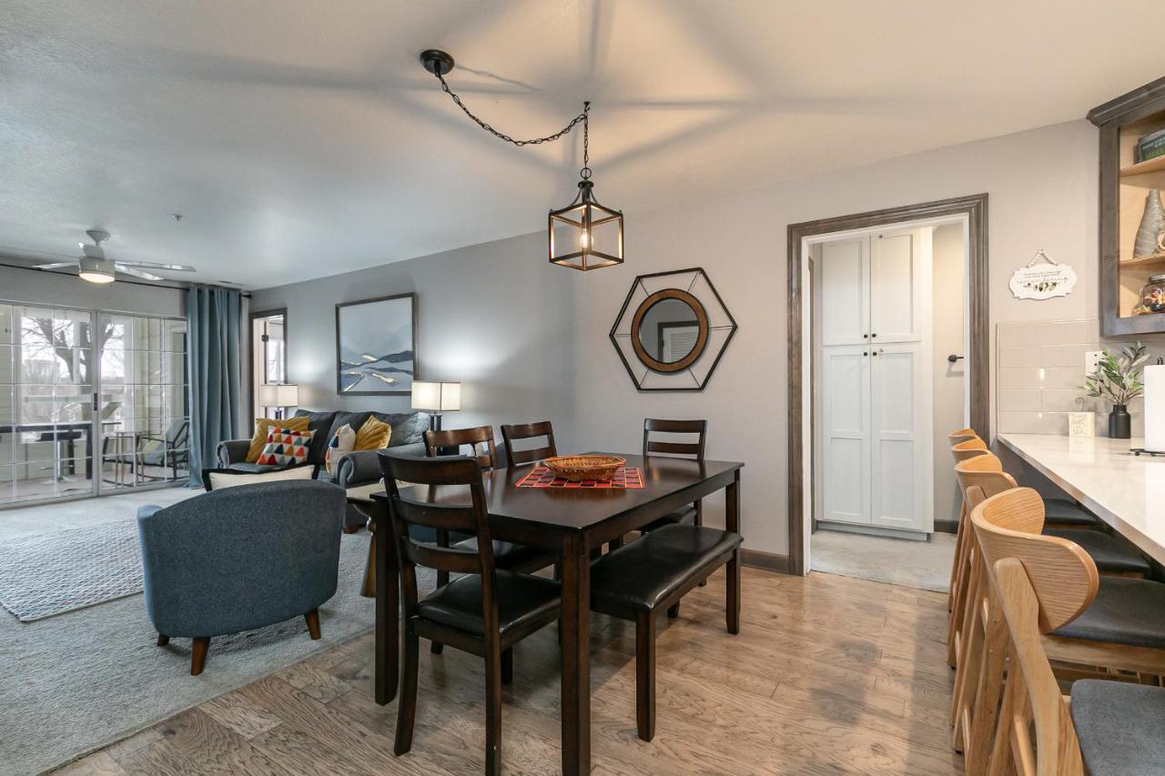 Holiday home 3br Updated - Family Games - Enclosed Patio - Free Tickets Included - Ch3-2 *
