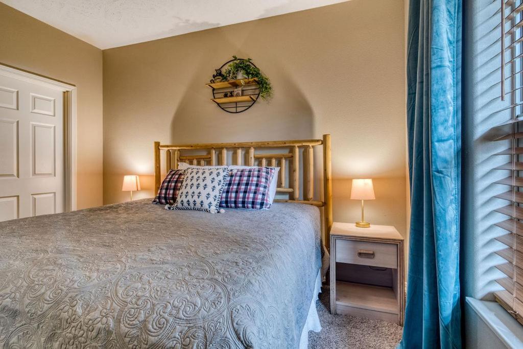2br - Dock For Fishing - Jacuzzi Tub - Free Tickets Included - Mj4-130