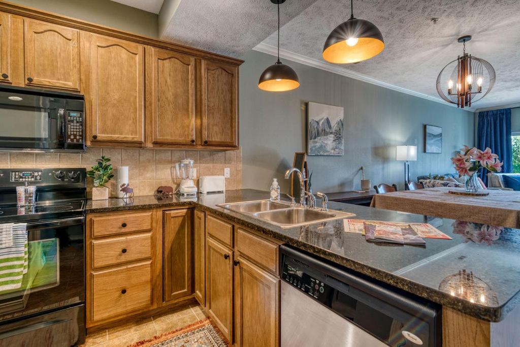 Holiday home 2br - Dock For Fishing - Jacuzzi Tub - Free Tickets Included - Mj4-130 *