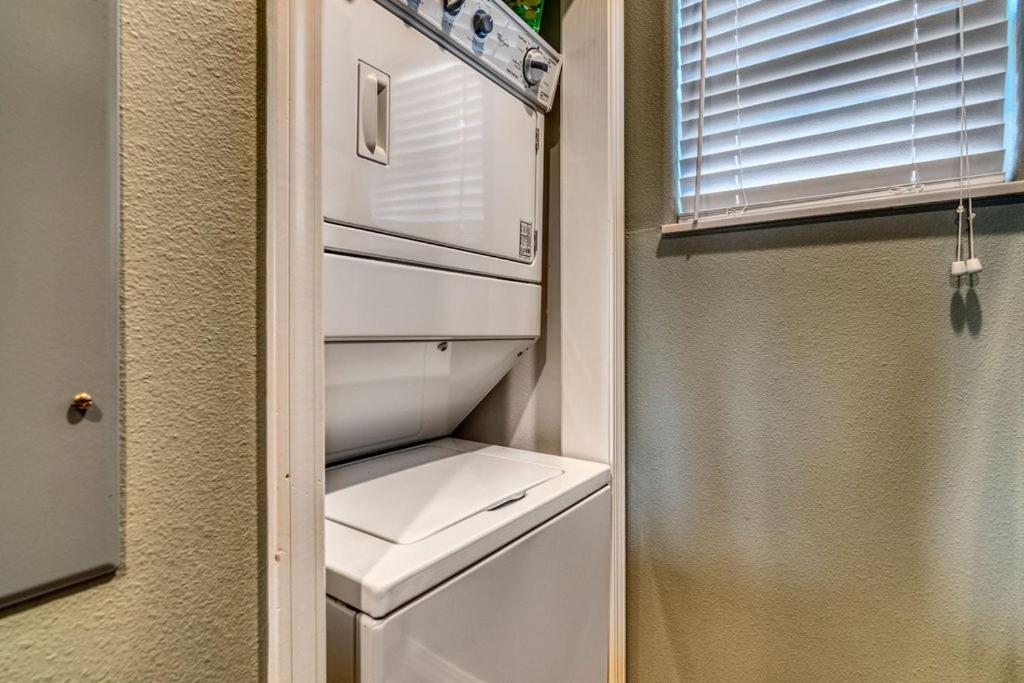 Holiday home 2br - Dock For Fishing - Jacuzzi Tub - Free Tickets Included - Mj4-130 Branson
