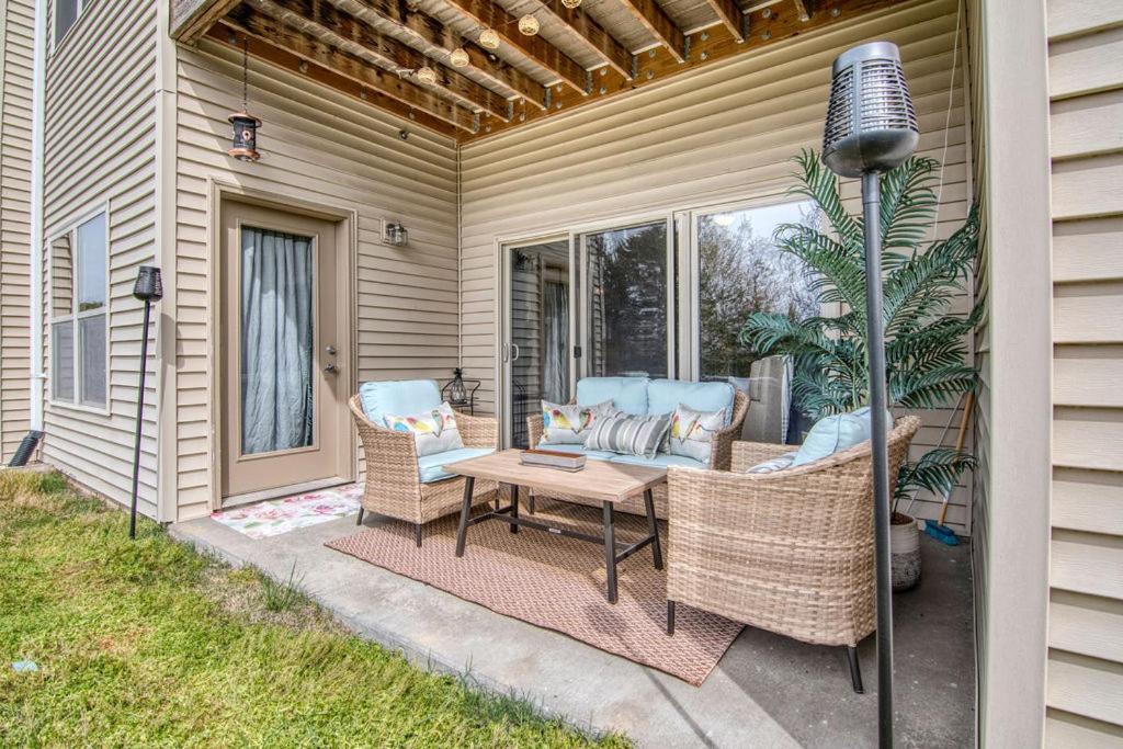 Holiday home 2br - Dock For Fishing - Jacuzzi Tub - Free Tickets Included - Mj4-130 *