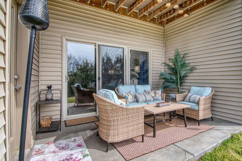2br - Dock For Fishing - Jacuzzi Tub - Free Tickets Included - Mj4-130 Branson