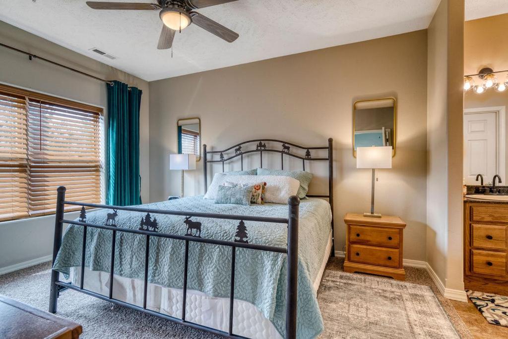 Holiday home 2br - Dock For Fishing - Jacuzzi Tub - Free Tickets Included - Mj4-130