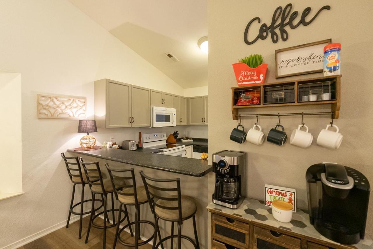 3br With Recliners - Location - Free Tickets Included - Fc39-2