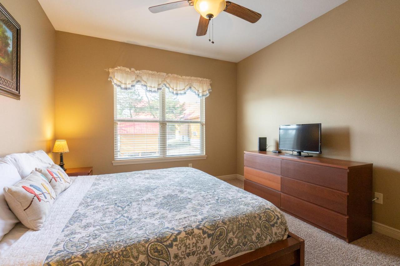 4br Walk-in - Pool Table - Hot Tub - Fire Pit - Free Tickets Included - Dv164 Apartment *