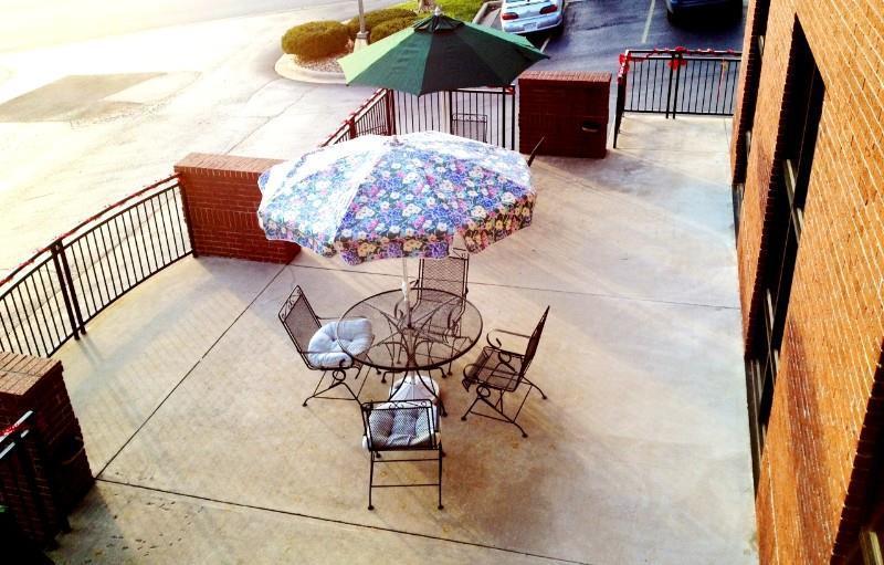 Hotel At The Falls Branson