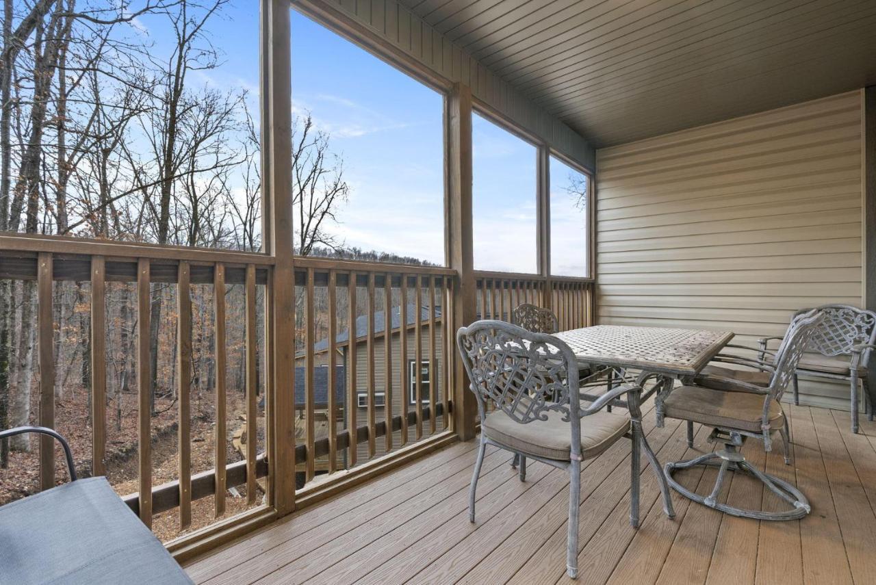 3bd Walk-in Near Silver Dollar - Game - Pool - Free Tickets Included - Rr-93b