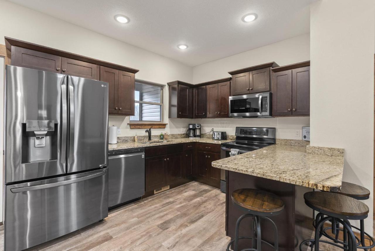 3bd Walk-in Near Silver Dollar - Game - Pool - Free Tickets Included - Rr-93b *