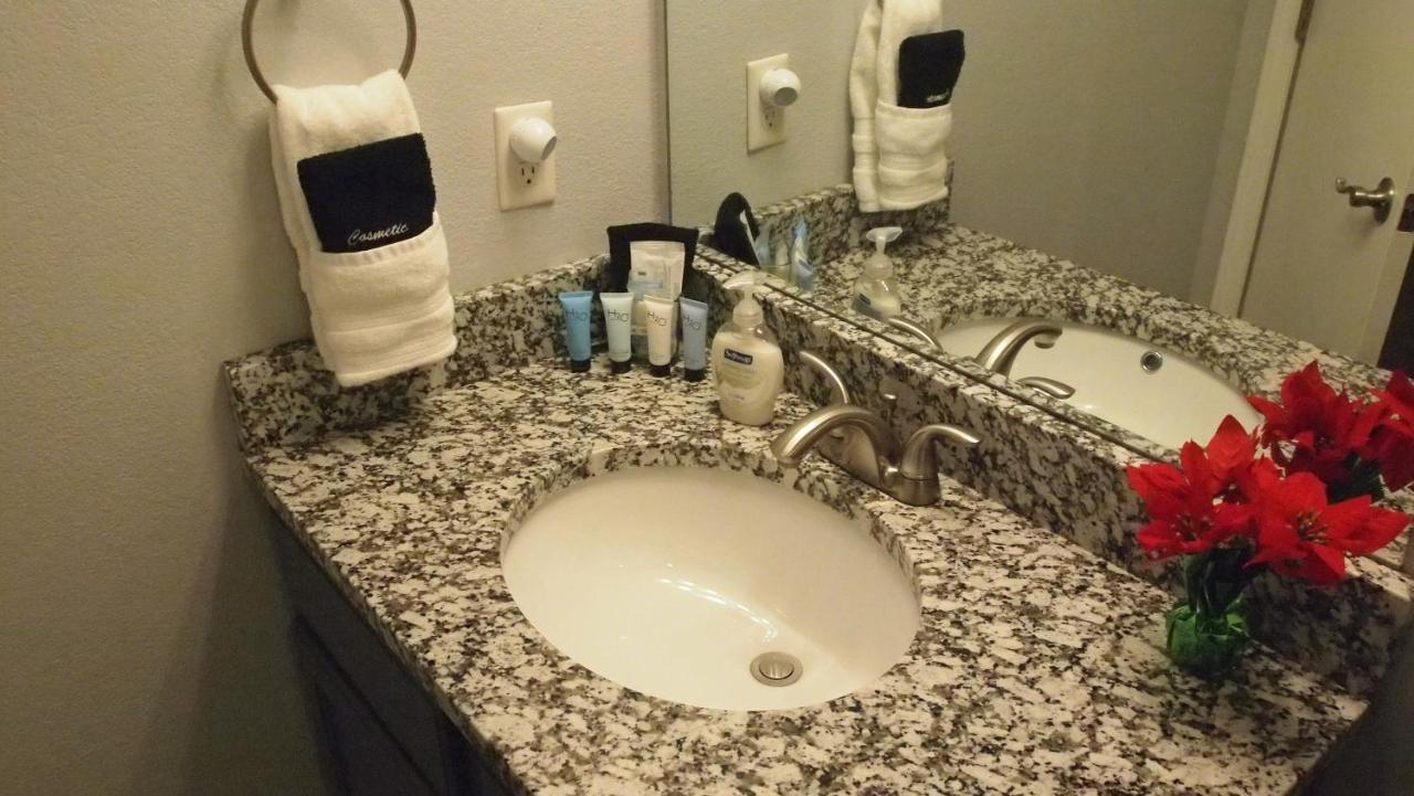 3br Near The Strip - Pool - Free Tickets Included - Vin2912-3 *
