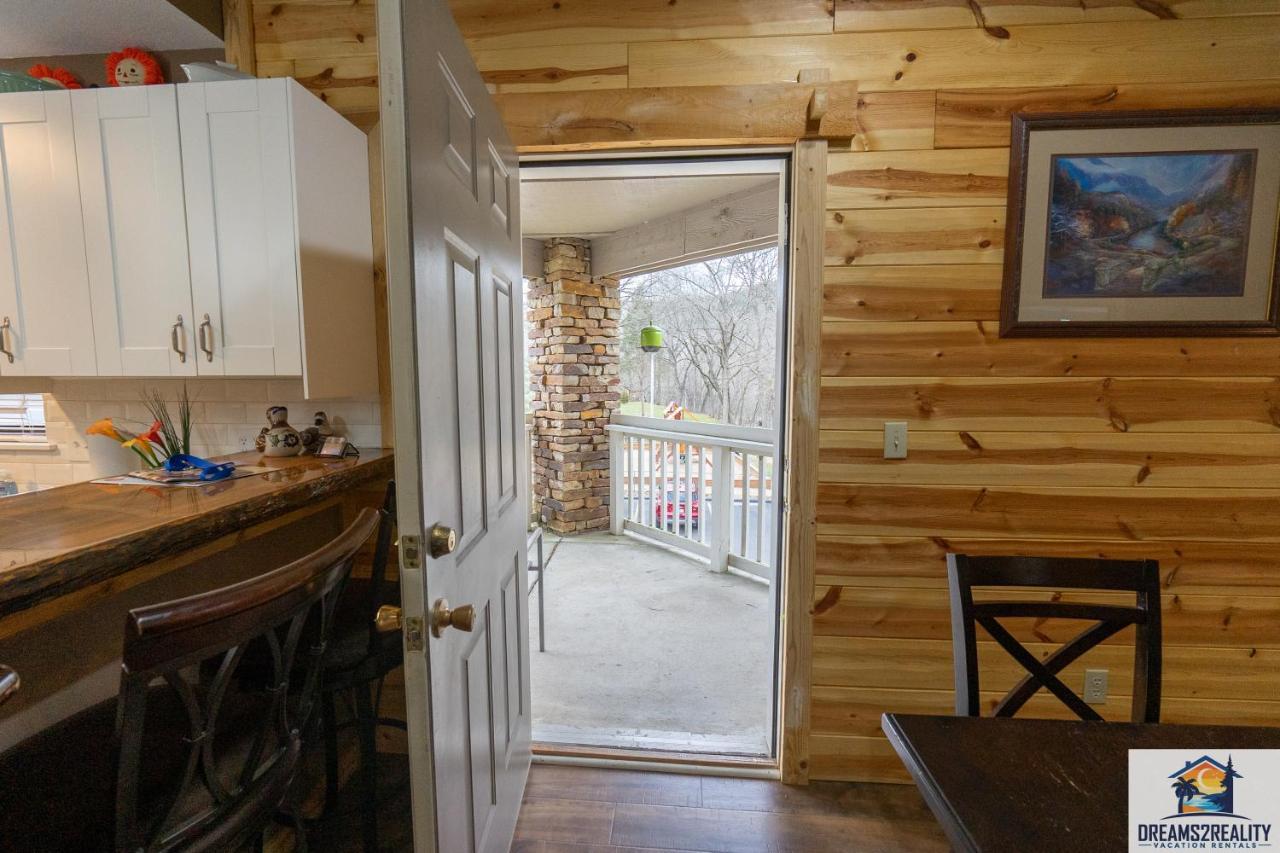3br With View - Trout Fishing - Playground - 2 Pools - Free Tickets Included - Pr69-9 Holiday home *