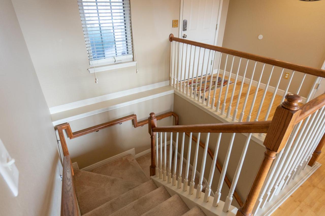 Apartment 4br Walk-in - Foosball Table - Hot Tub - Fire Pit - Free Tickets Included - Dv166 *