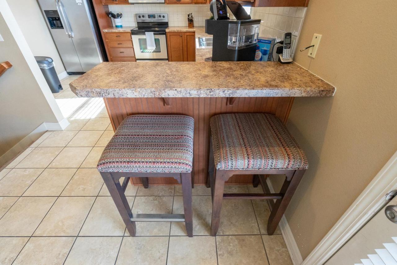 4br Walk-in - Pool Table - Hot Tub - Fire Pit - Free Tickets Included - Dv164 Apartment