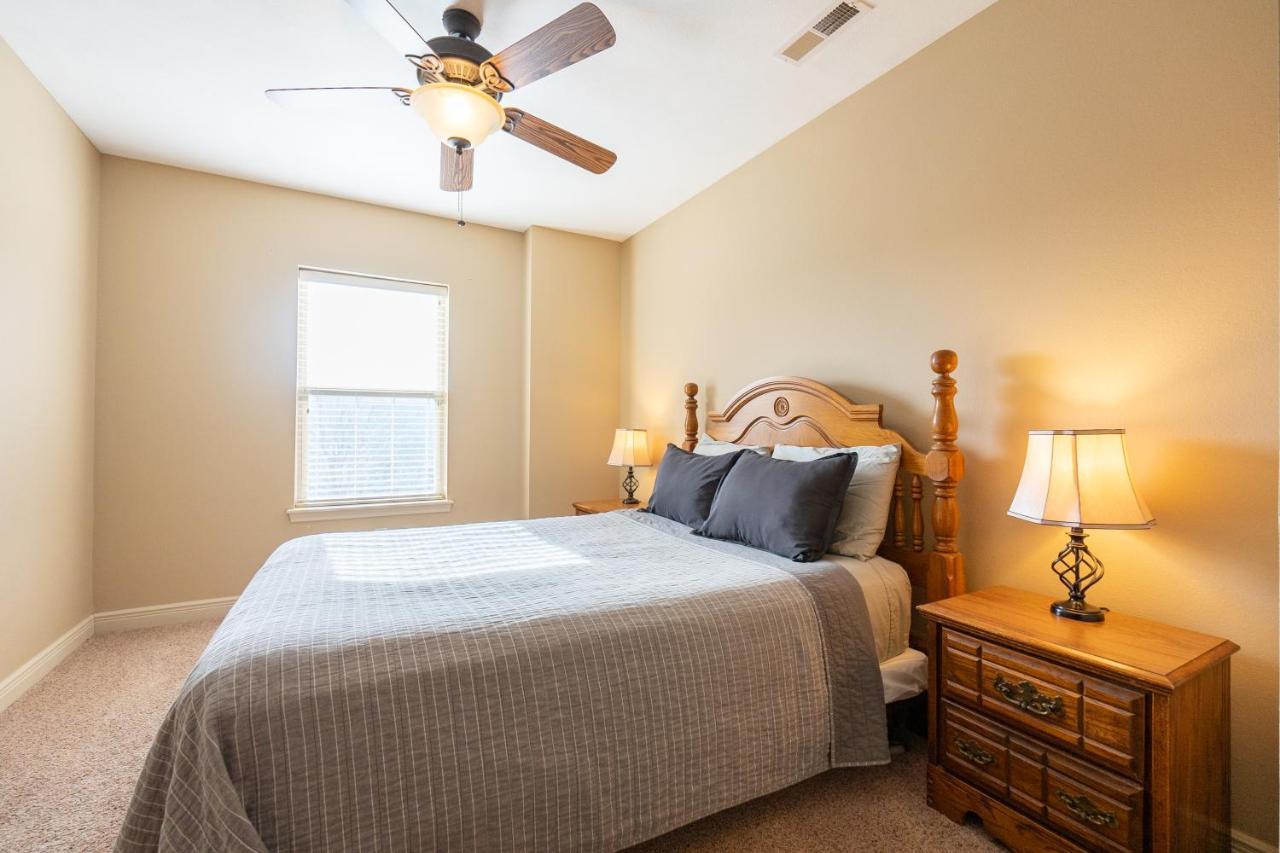 4br Walk-in - Pool Table - Hot Tub - Fire Pit - Free Tickets Included - Dv164 Apartment *