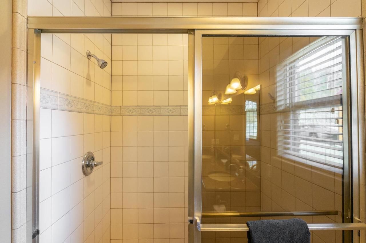 4br Walk-in - Pool Table - Hot Tub - Fire Pit - Free Tickets Included - Dv164 Apartment Branson