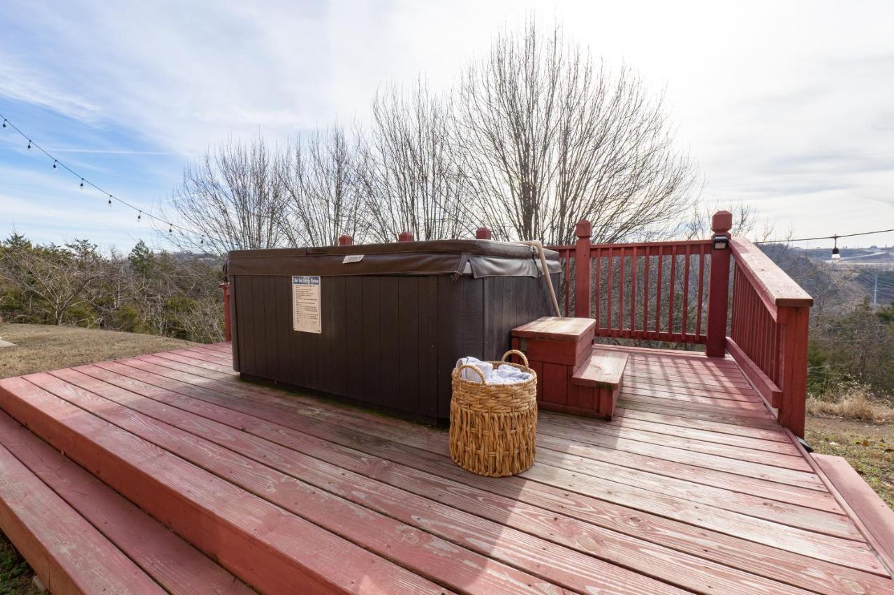 4br Walk-in - Pool Table - Hot Tub - Fire Pit - Free Tickets Included - Dv164 Apartment Branson