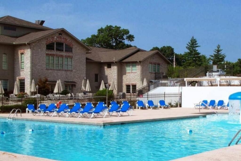 Luxury Family W/ Great Views & Entertainment Holiday home *