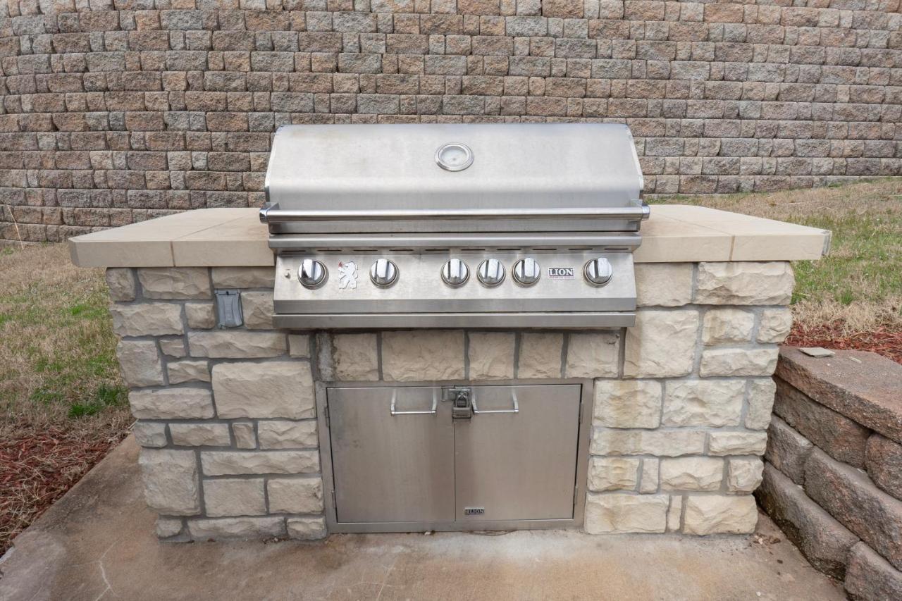 2br - Dock For Fishing - Jacuzzi Tub - Free Tickets Included - Mj4-130 Holiday home Branson