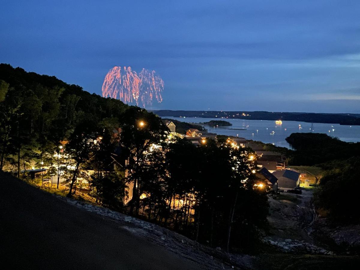 Bird's Eye View At Table Rock $400 Daily Attractions Holiday home Branson
