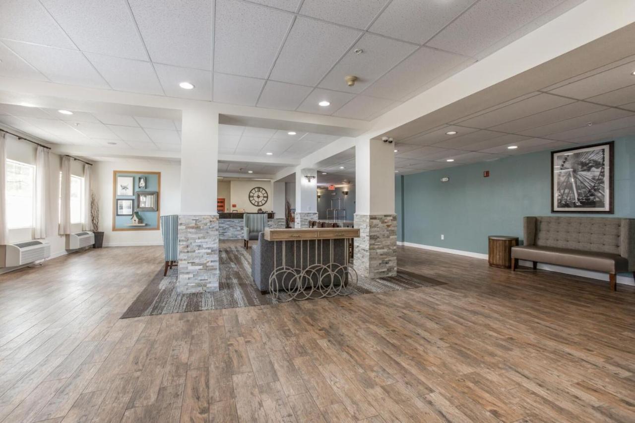 Apartment Oak Ridge At *
