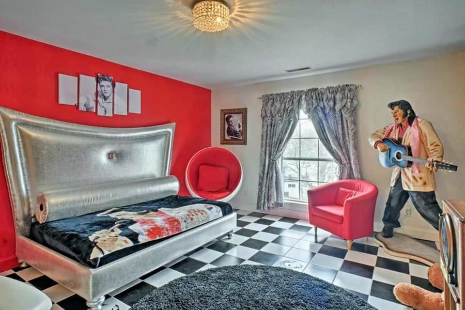 King Apartment *
