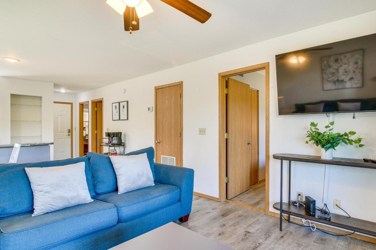 Escape With Pool Access, Grill And Balcony! Apartment *