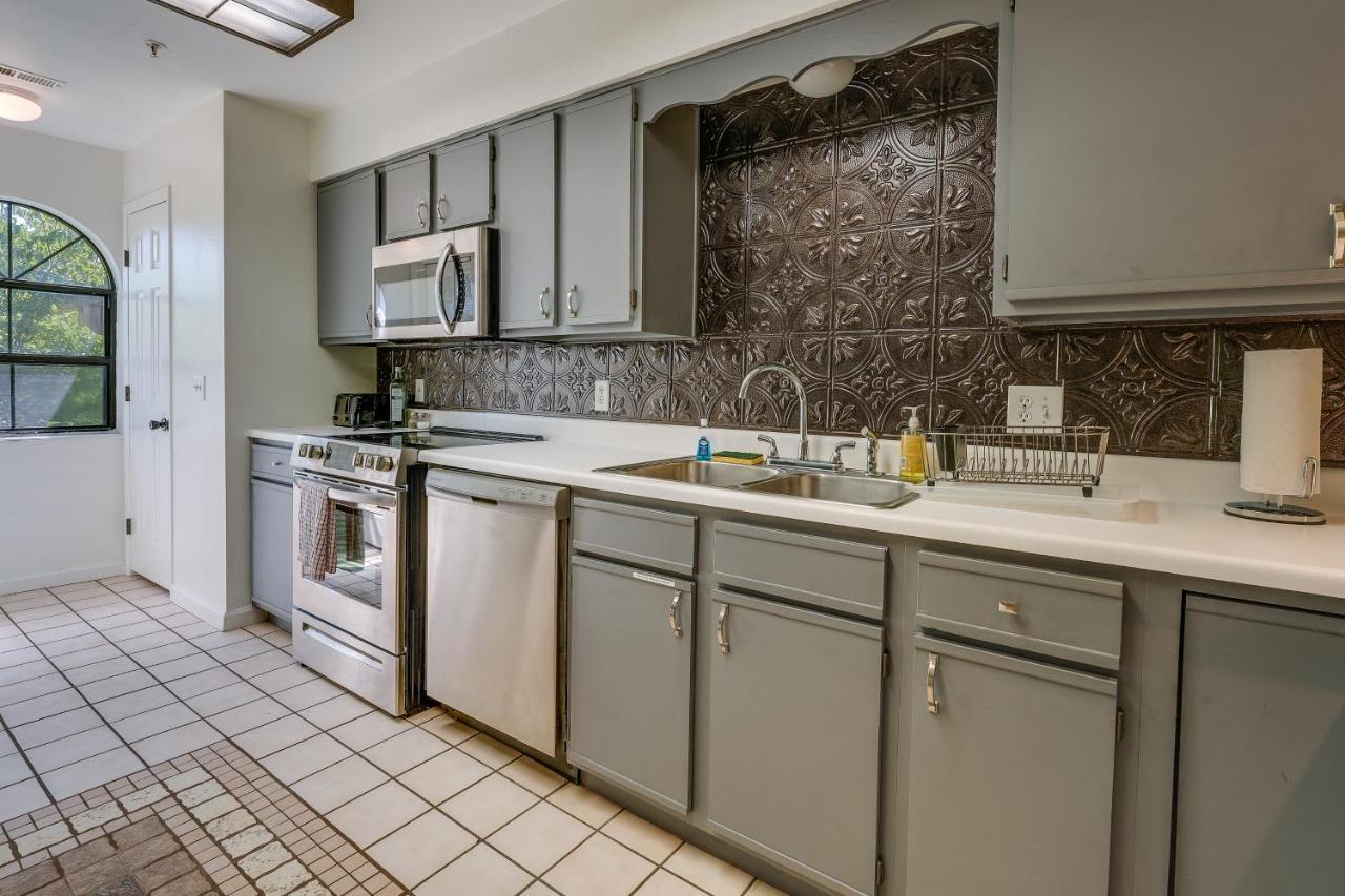 Inviting With Community Pool And Hot Tub *