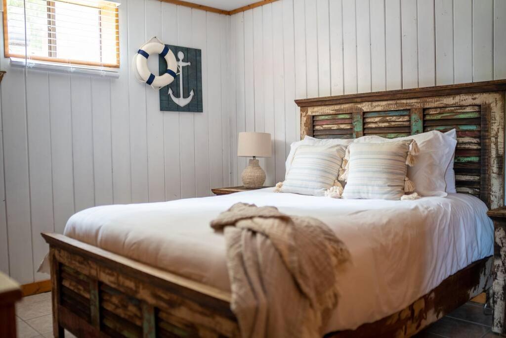 Lands End - 267 Ridge Lane *