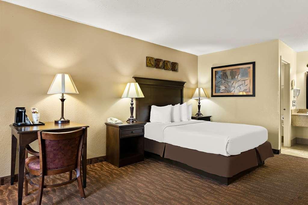 Western Center Pointe Hotel Branson