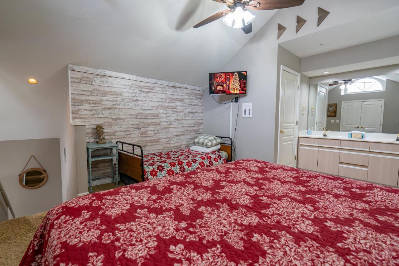 3br With Loft - Near The Strip - Free Attraction Tickets Included - Fw2-6