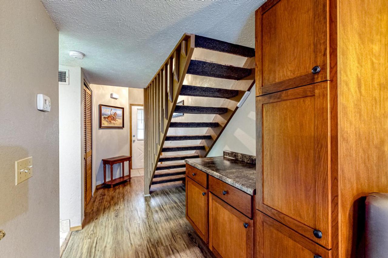 Memory Lane #7 Apartment Branson