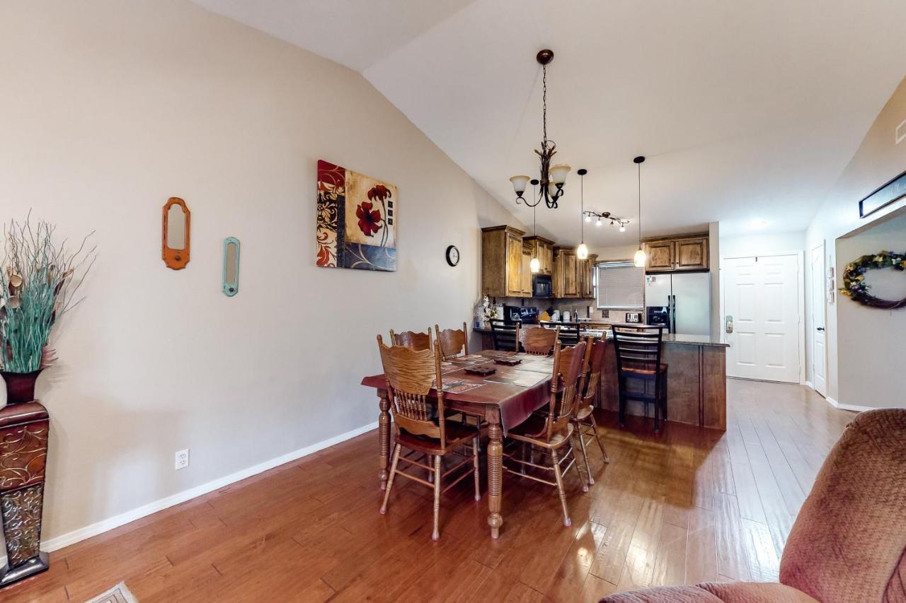The Bluffs Lakeview Apartment