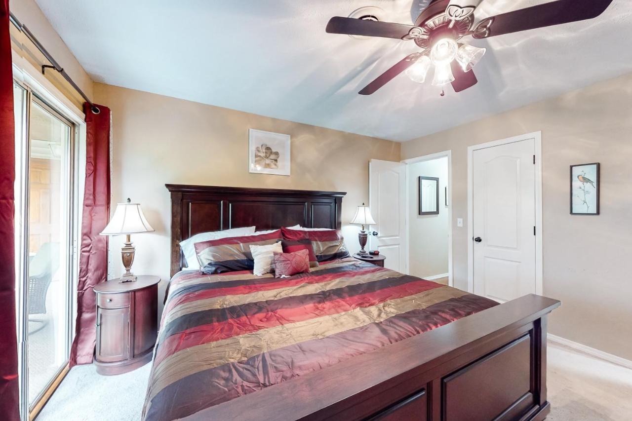 The Bluffs Lakeview Apartment
