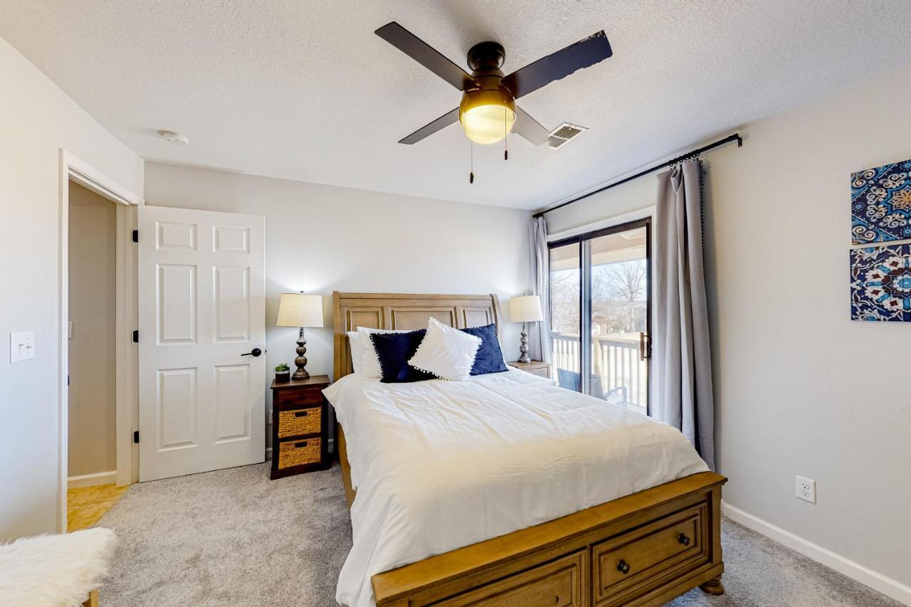 Pointe Royale Dazeoff Rents * Branson