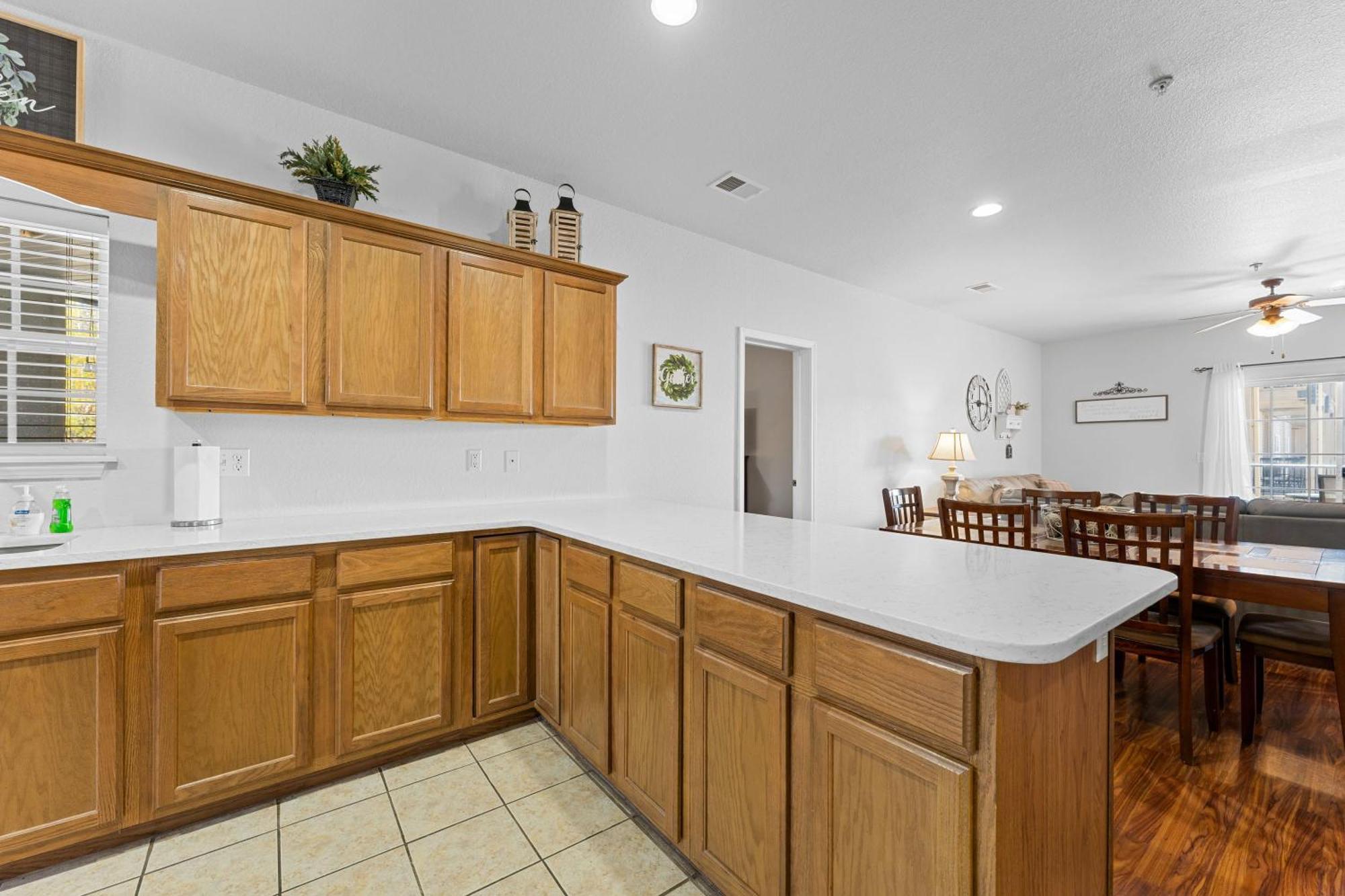 Apartment Thousand Hills Golf View Walkin With Elevator And Close To 76 Branson
