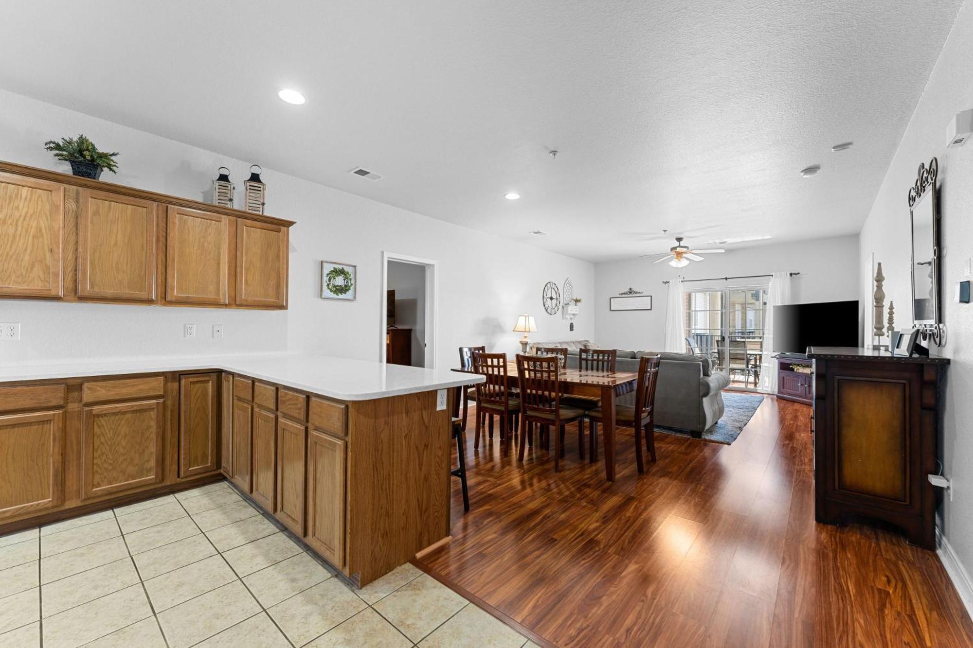 Apartment Thousand Hills Golf View Walkin With Elevator And Close To 76 Branson