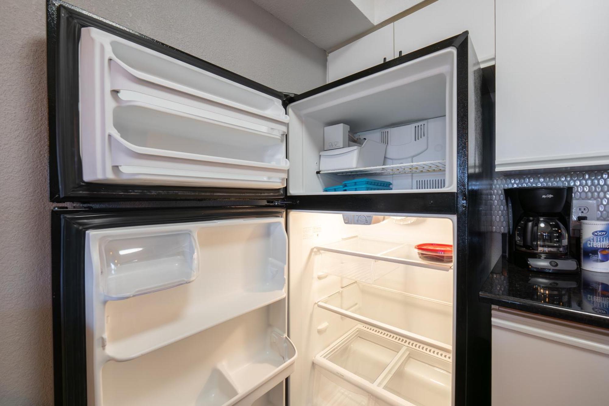 2br Walk-in - Near The 76 Strip - Free Wifi - Pool - Free Tickets Included - Clb-3 Holiday home