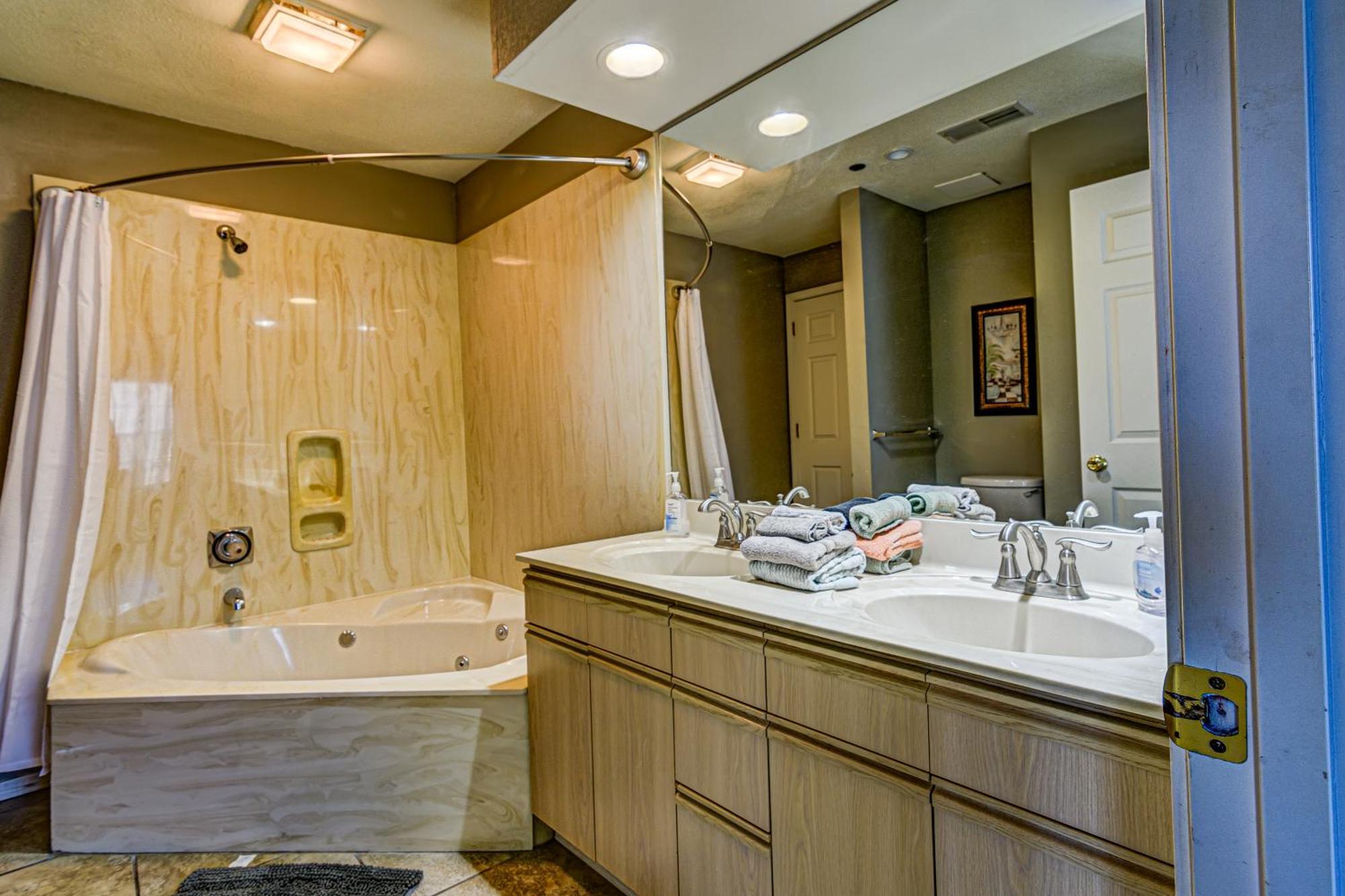 Lakefront At Diamond Resort! Apartment