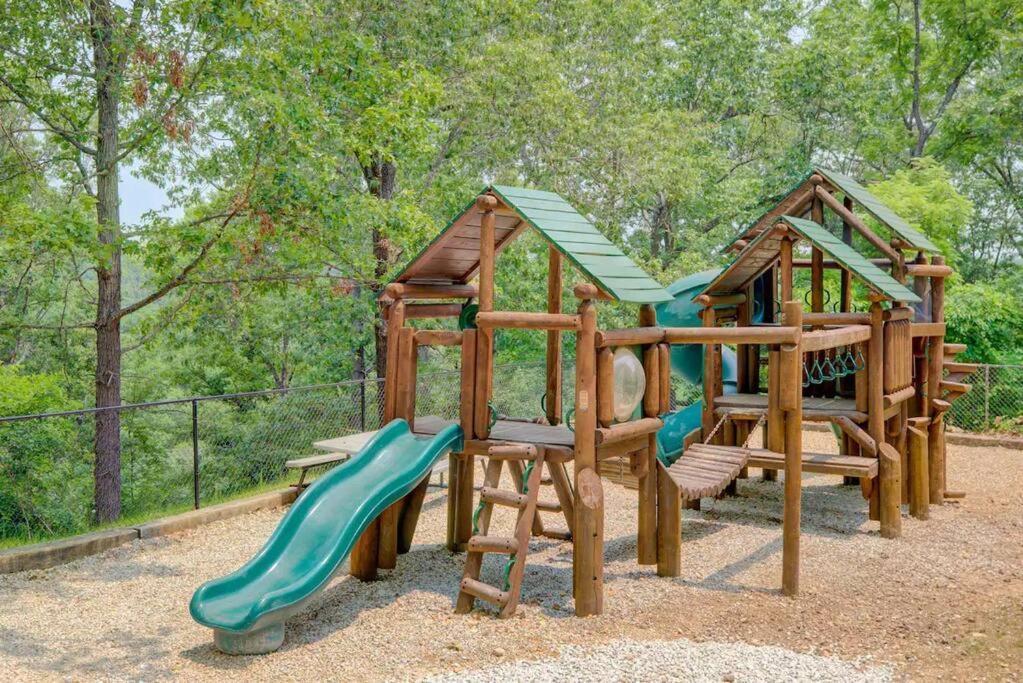 The Walt Villa Branson