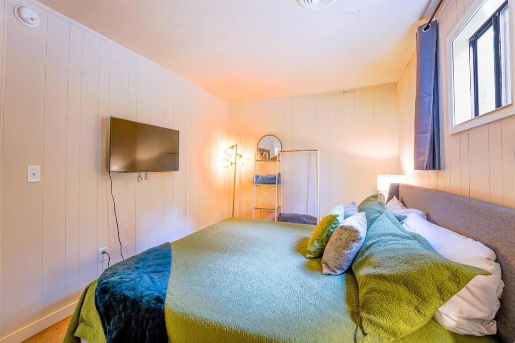 Tribesman Luxury 4 On Table Rock Near Silver Dollar City, Villa *