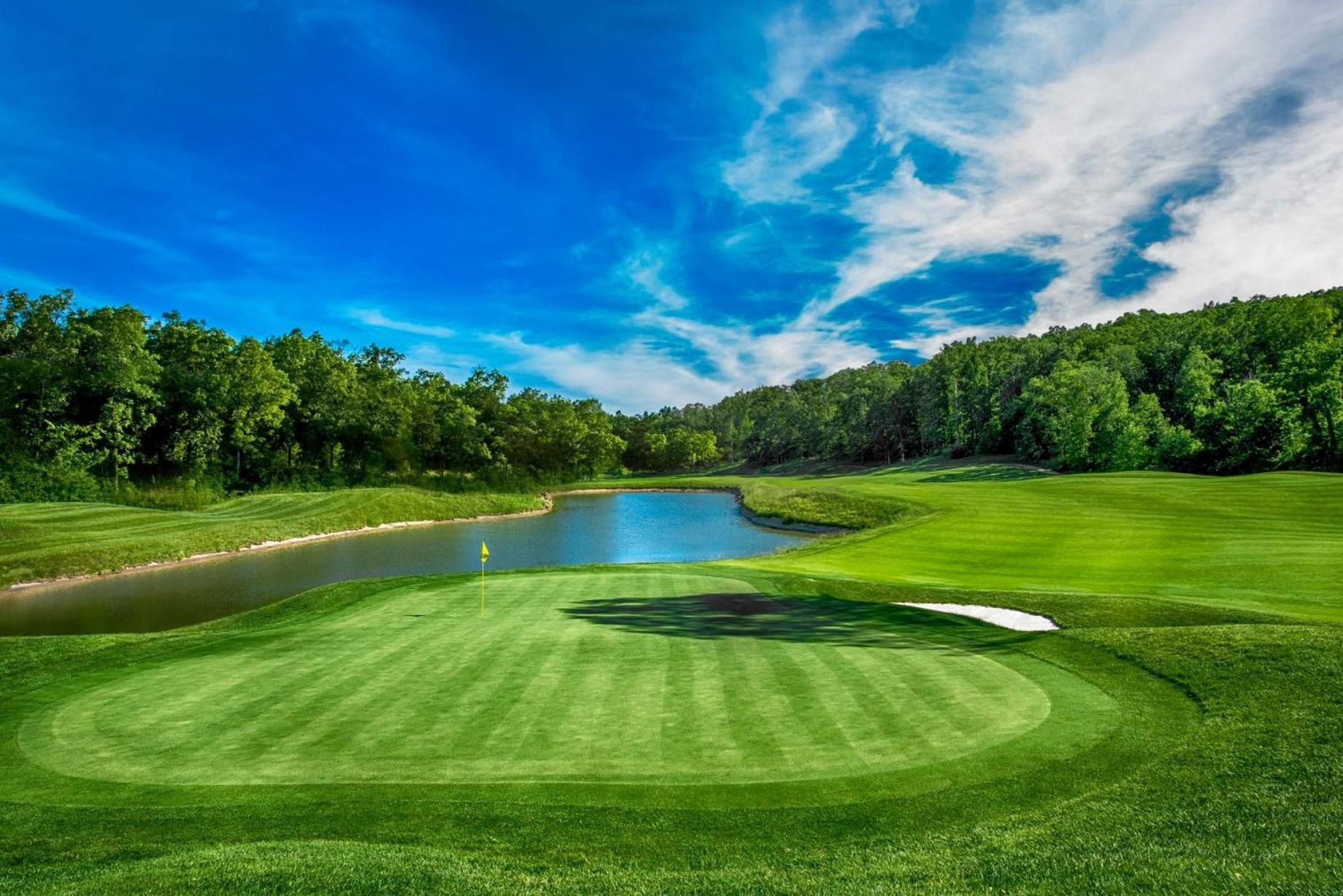 Holiday home Personal Getaway. Golf Gem. Great Location!