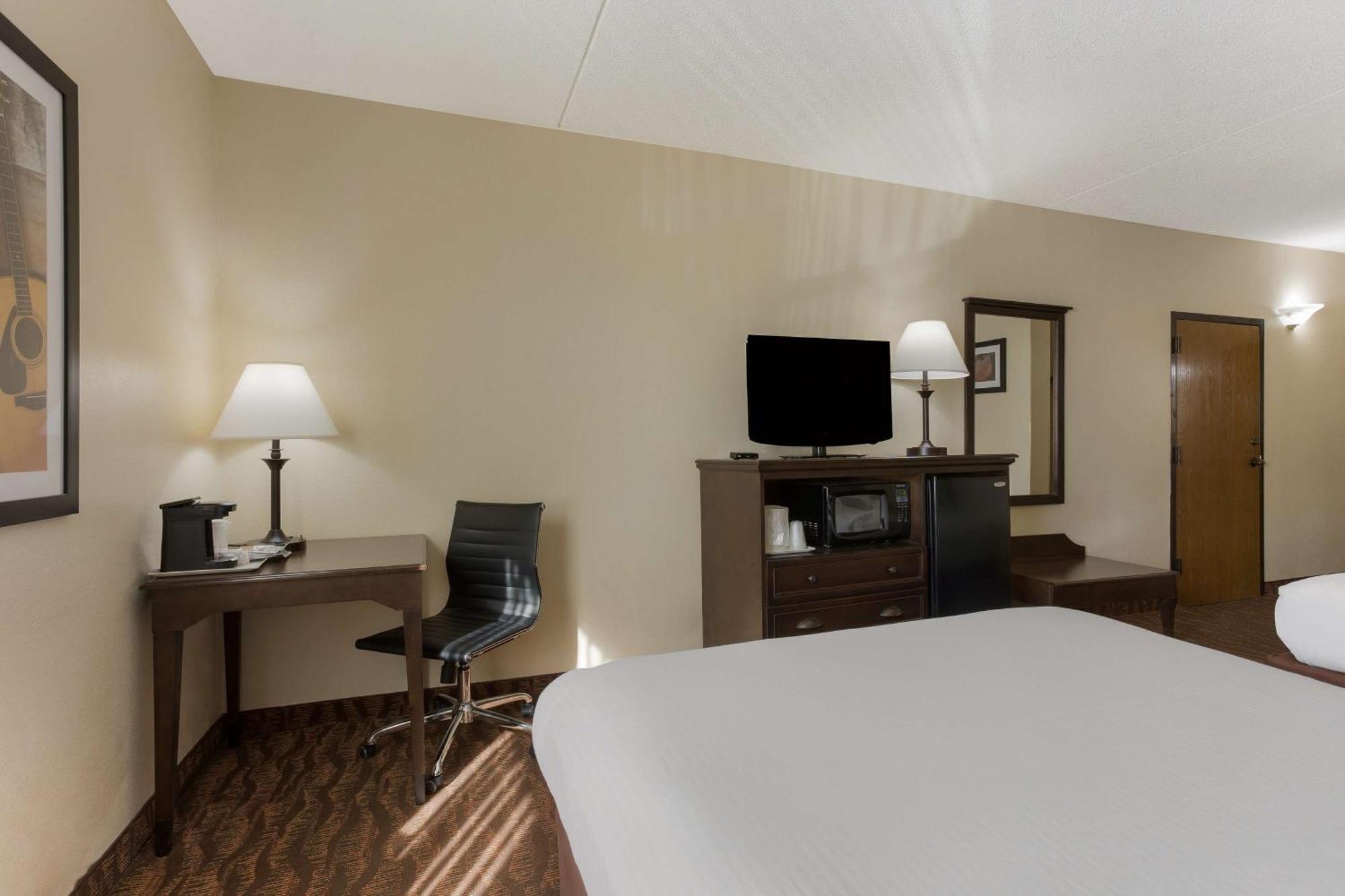 Western Music Capital Hotel