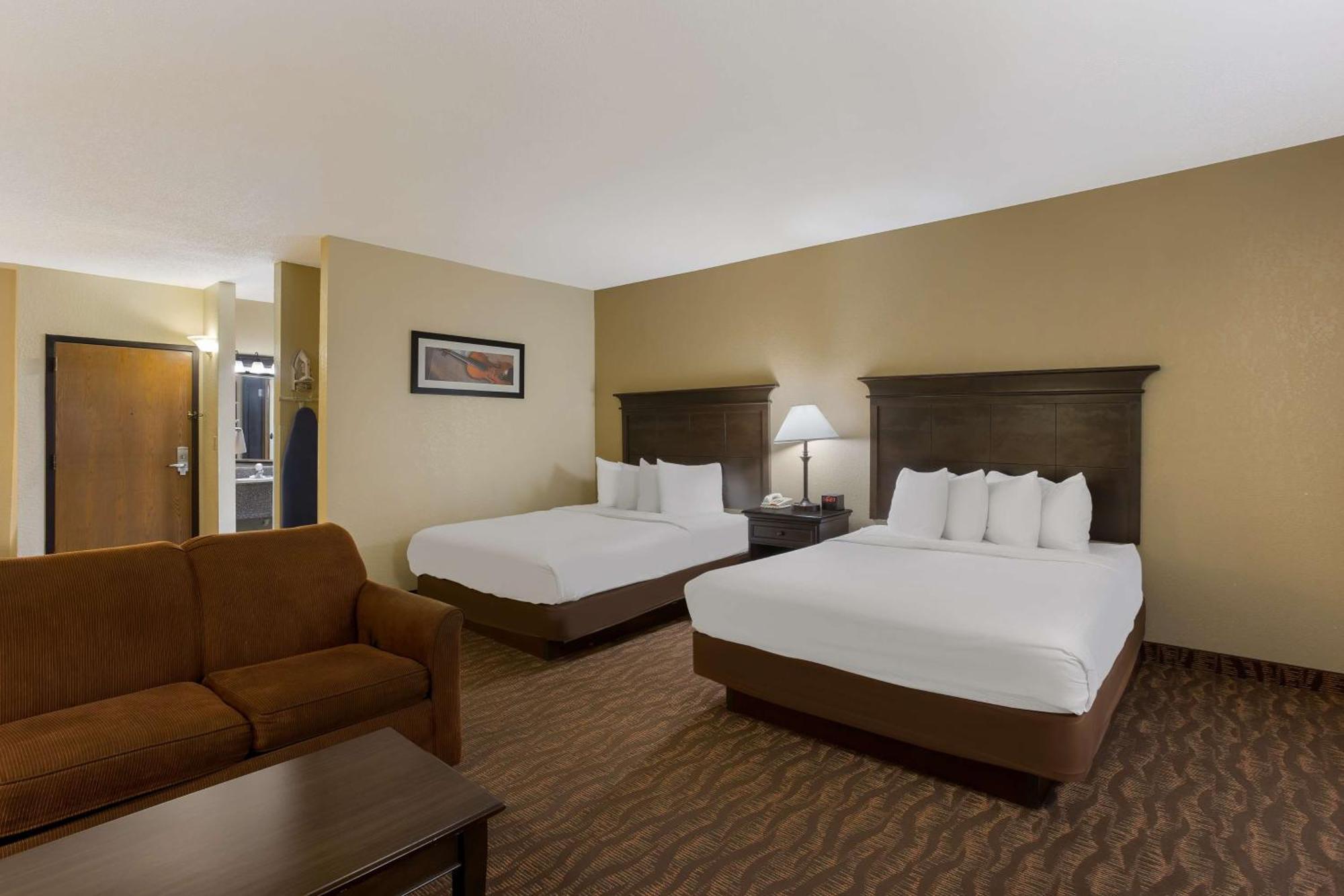 Western Music Capital 3* Branson