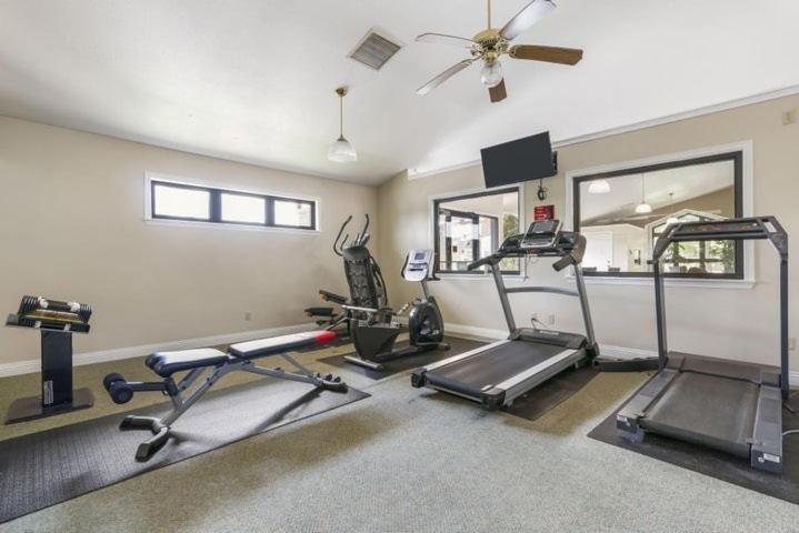 Beautiful At Thousand Hills-heart Of Branson-spacious And Affordable Branson