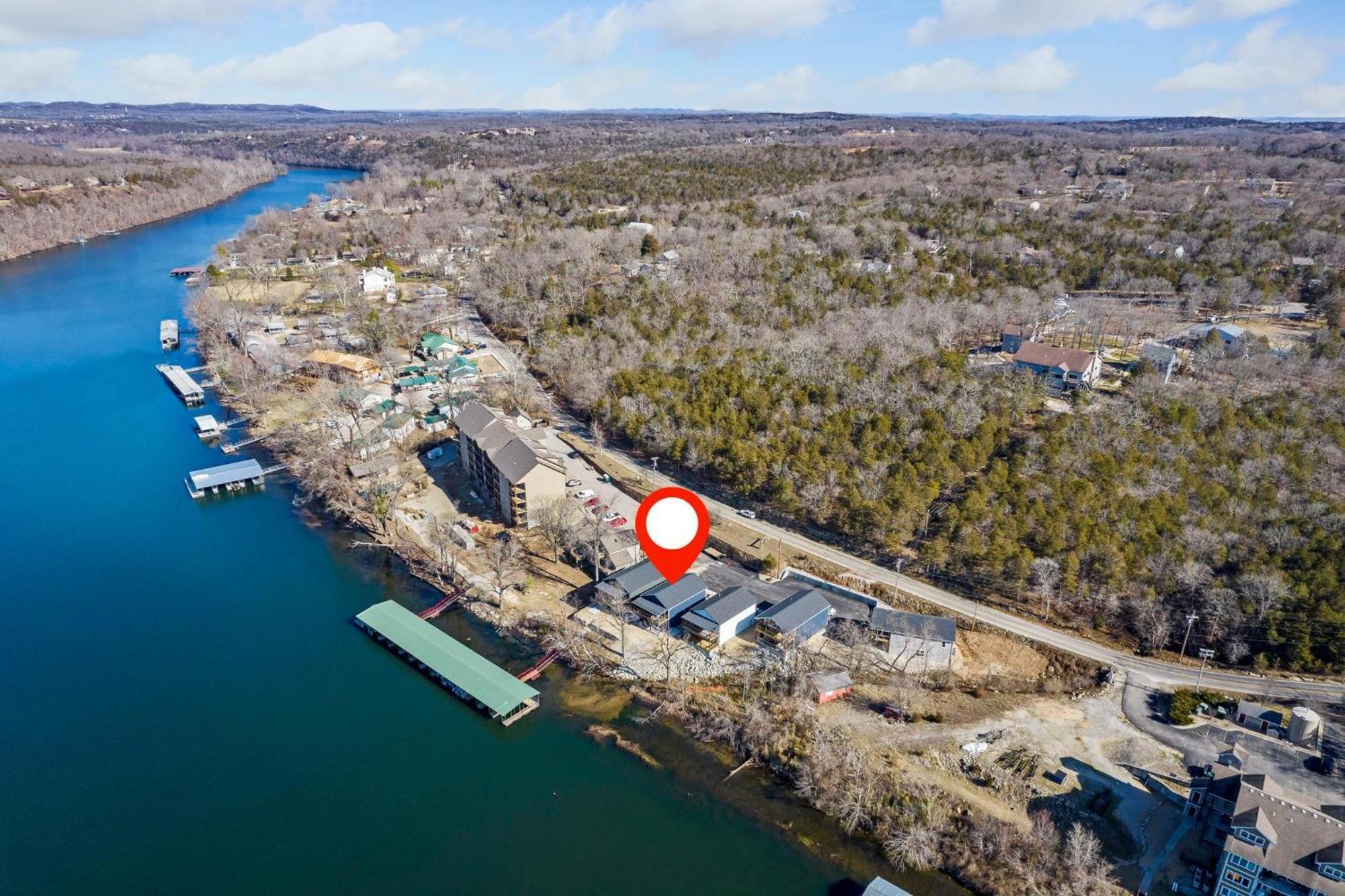 Holiday home Lakeshore Living